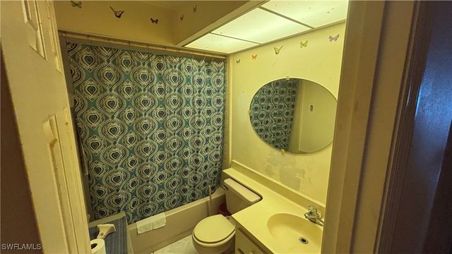 3015 6th ST W, Lehigh Acres, FL 33971