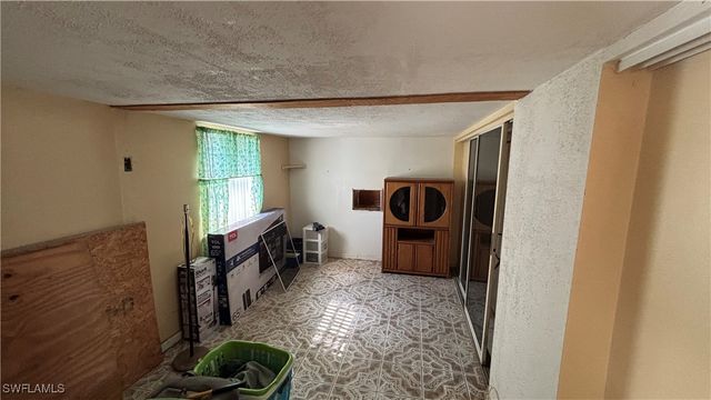 3015 6th ST W, Lehigh Acres, FL 33971