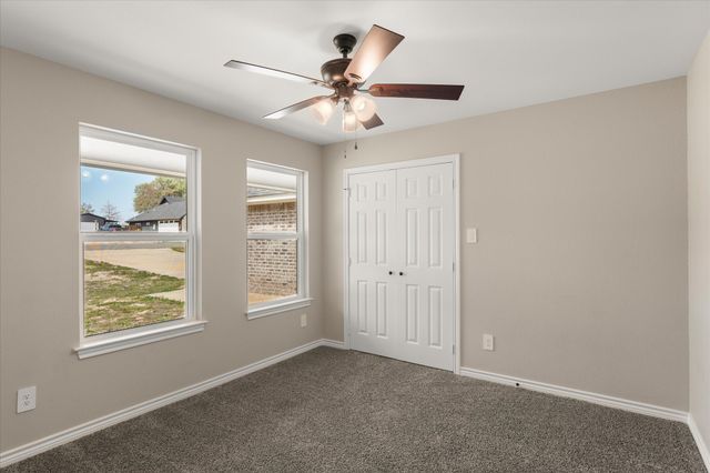 371 County Road 2462, Mineola, TX 75773