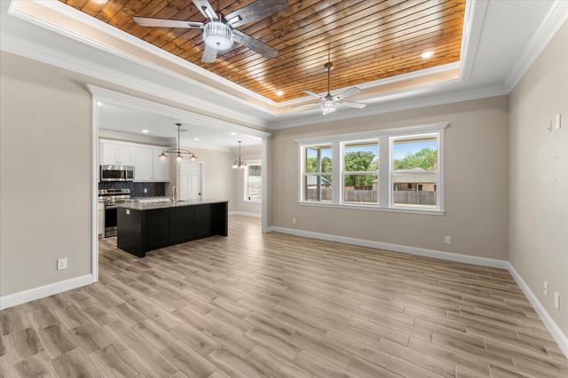 371 County Road 2462, Mineola, TX 75773