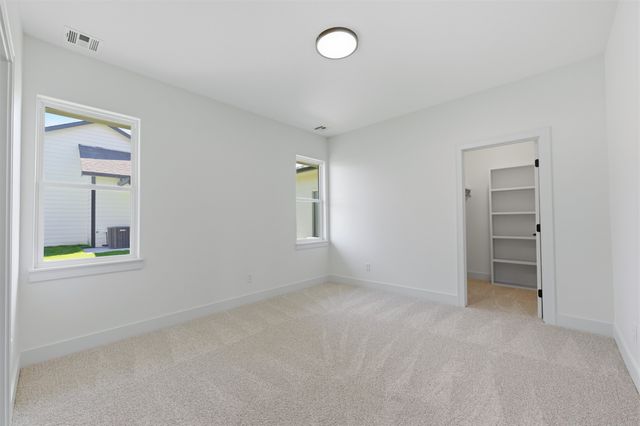 508 E Elmwood St, Park City, KS 67147