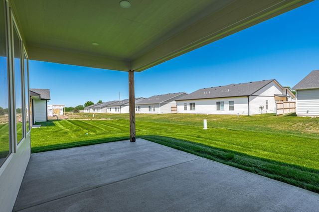 508 E Elmwood St, Park City, KS 67147