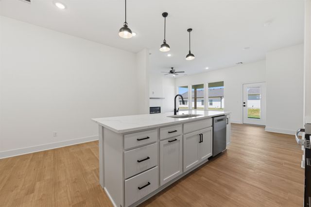 508 E Elmwood St, Park City, KS 67147
