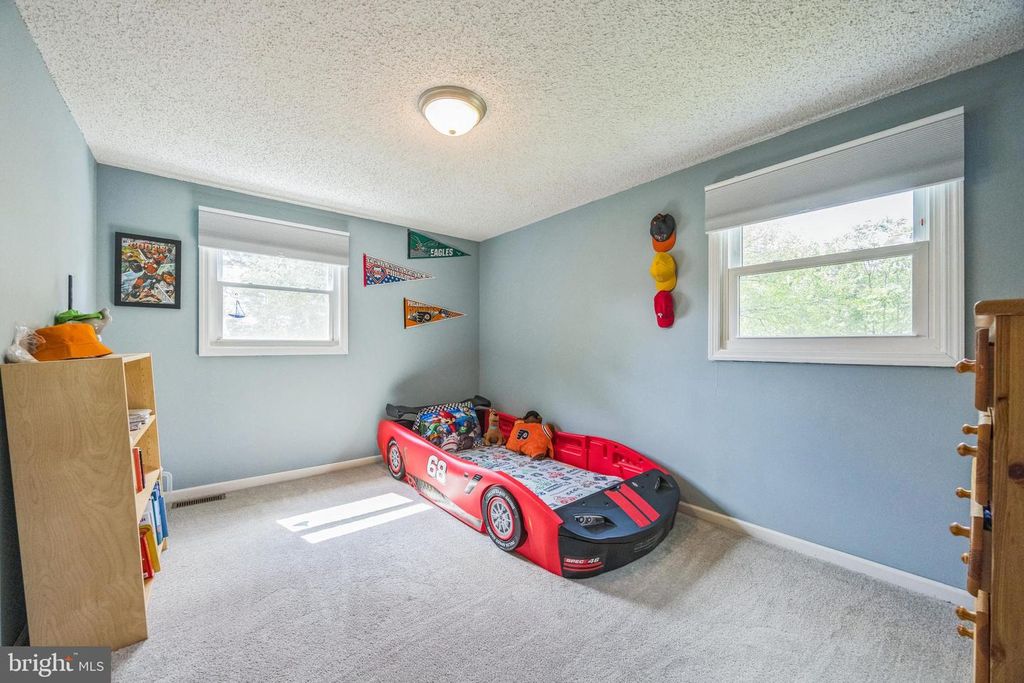 1515 BEVERLY TER, Cherry Hill, NJ 08003