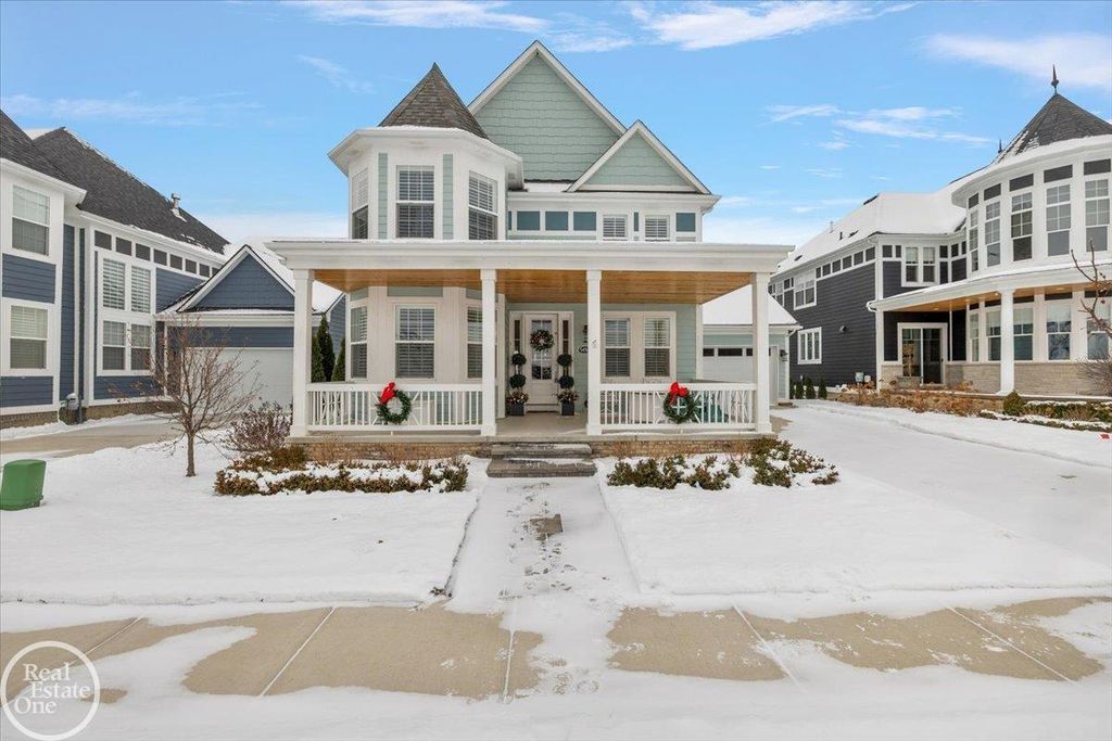 54568 Ann Drive, Macomb Twp, MI 48042