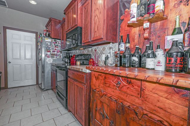 4109 Seminole Trail, Granbury, TX 76048