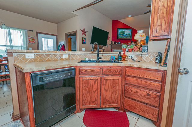 4109 Seminole Trail, Granbury, TX 76048