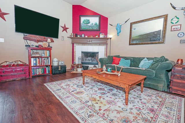 4109 Seminole Trail, Granbury, TX 76048