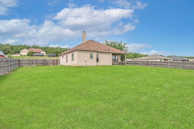 4109 Seminole Trail, Granbury, TX 76048