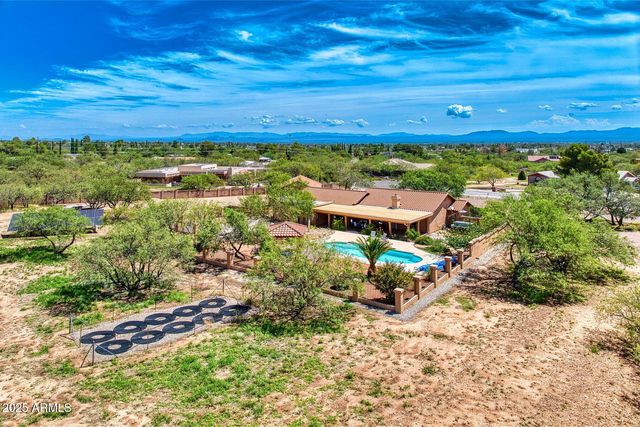 5664 S EQUESTRIAN Place, Hereford, AZ 85615