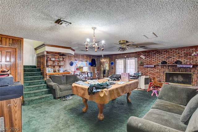 8069 Red Barn Drive, Las Vegas, NV 89123