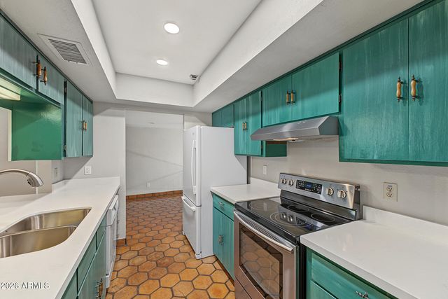4502 W GUMINA Avenue, Laveen, AZ 85339
