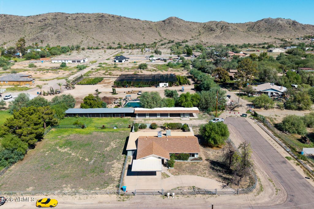 4502 W GUMINA Avenue, Laveen, AZ 85339