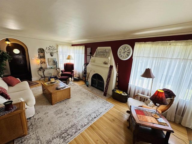 2417 Hammond Ave, Superior, WI 54880