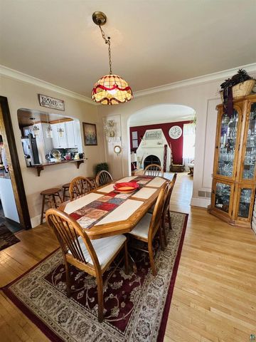 2417 Hammond Ave, Superior, WI 54880
