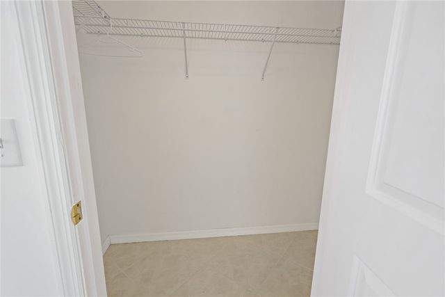 1915 Westminster Circle 17-5, Vero Beach, FL 32966