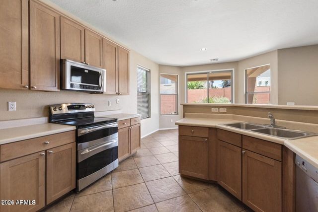 18466 W Westfall Way, Surprise, AZ 85374