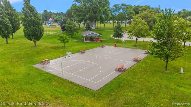 840 Saint James Street, Marysville, MI 48040