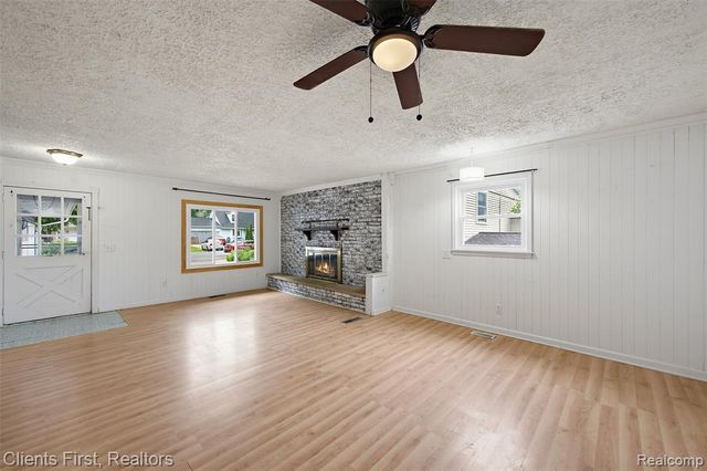 840 Saint James Street, Marysville, MI 48040