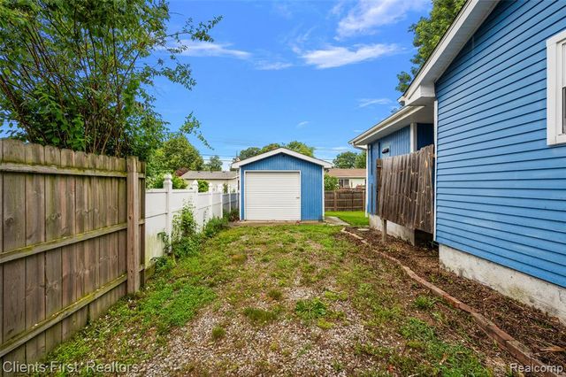 840 Saint James Street, Marysville, MI 48040