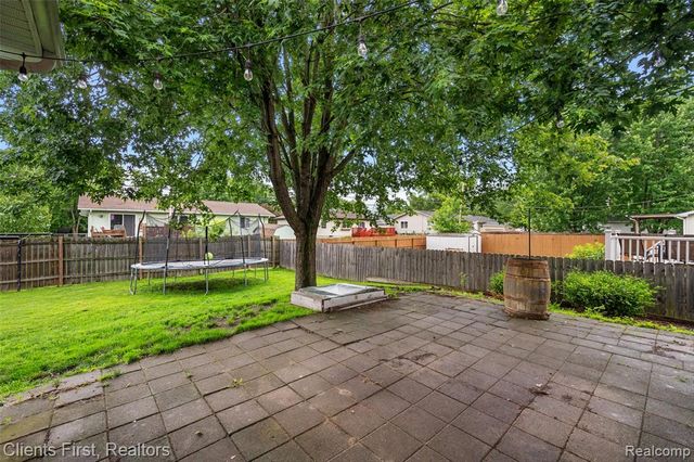 840 Saint James Street, Marysville, MI 48040