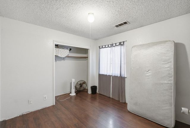 2580 N Knoll Avenue, Fresno, CA 93722