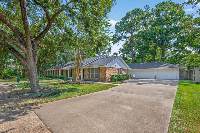 2022 Running Springs Drive, Kingwood, TX 77339
