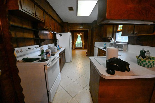 17215 County Road 831, Pearland, TX 77584