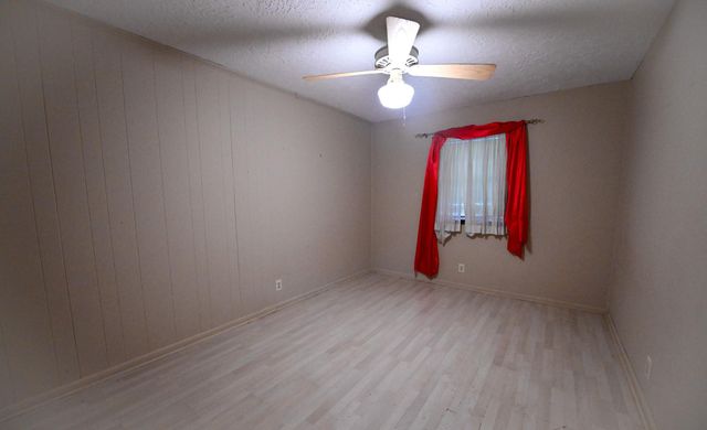 17215 County Road 831, Pearland, TX 77584