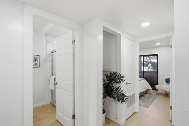2201 Monroe Street 204, Santa Clara, CA 95050