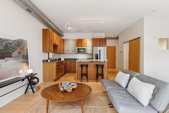 2840 Bryant Avenue S E303, Minneapolis, MN 55408