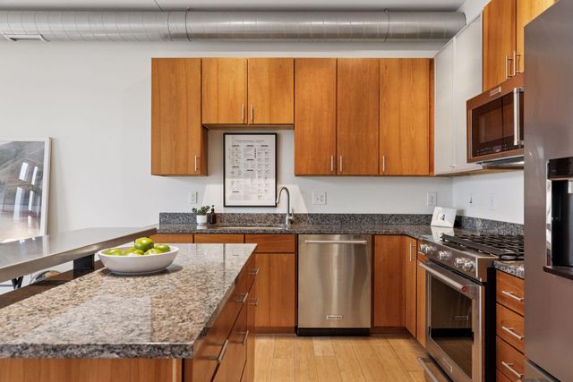 2840 Bryant Avenue S E303, Minneapolis, MN 55408