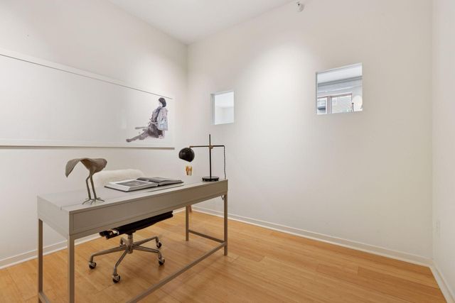 2840 Bryant Avenue S E303, Minneapolis, MN 55408