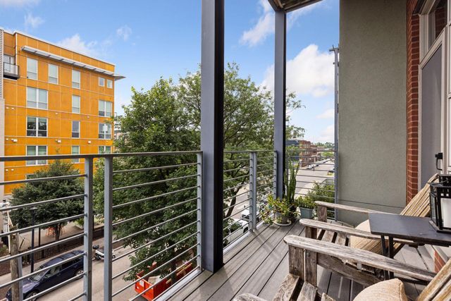 2840 Bryant Avenue S E303, Minneapolis, MN 55408