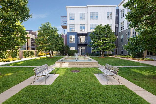 2840 Bryant Avenue S E303, Minneapolis, MN 55408