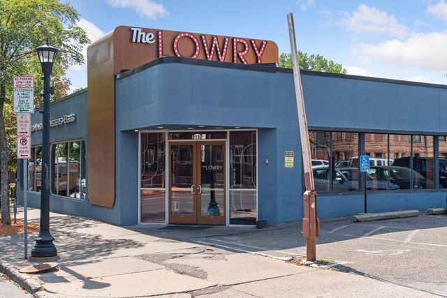 2840 Bryant Avenue S E303, Minneapolis, MN 55408