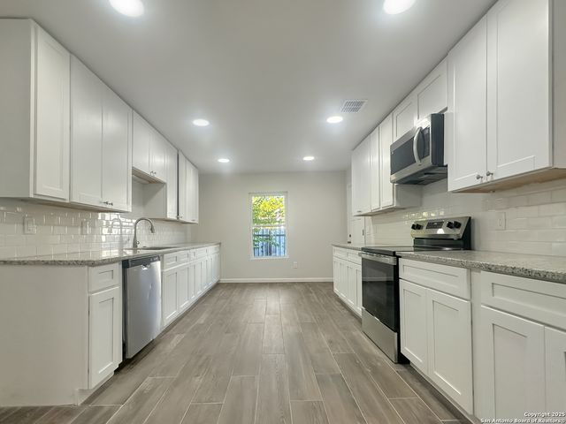 307 Lyric, San Antonio, TX 78223