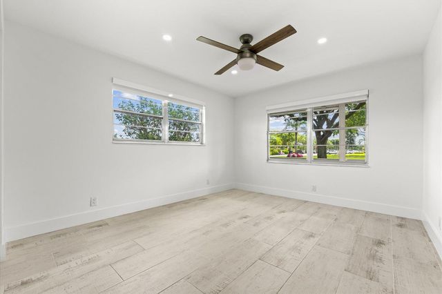 308 Preston H 308, Boca Raton, FL 33434