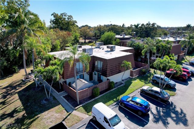 5214 Cedarbend DR 1, Fort Myers, FL 33919