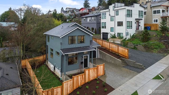 2213 W Bertona Street, Seattle, WA 98199