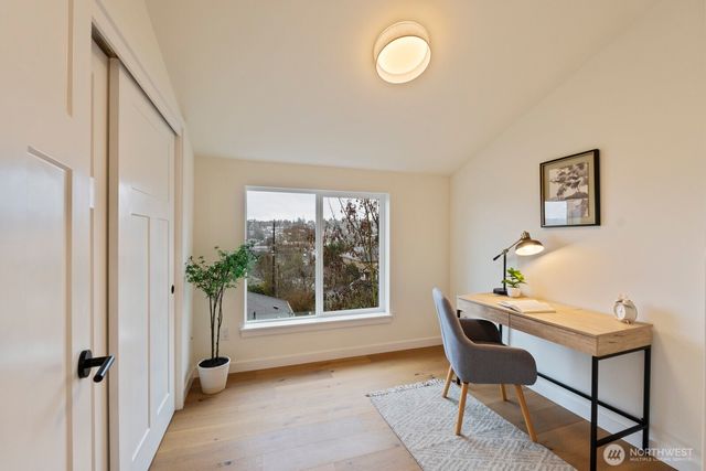 2213 W Bertona Street, Seattle, WA 98199