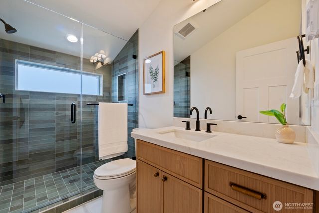 2213 W Bertona Street, Seattle, WA 98199