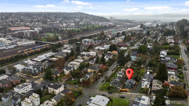 2213 W Bertona Street, Seattle, WA 98199