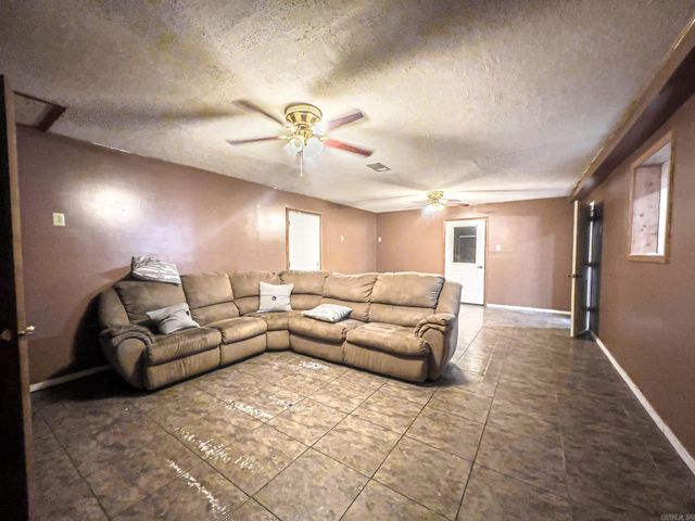 222 Lawson Avenue, Wynne, AR 72396