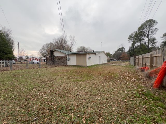 222 Lawson Avenue, Wynne, AR 72396