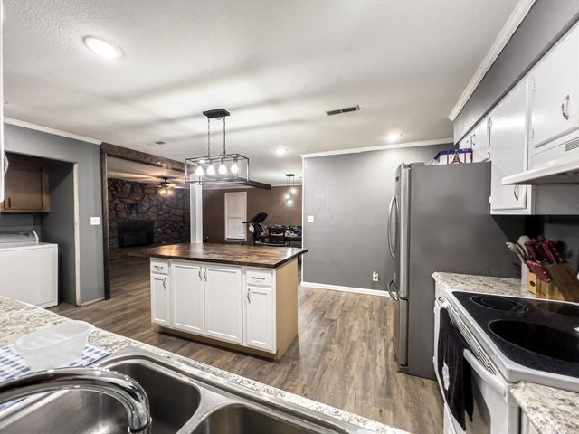 222 Lawson Avenue, Wynne, AR 72396