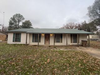 222 Lawson Avenue, Wynne, AR 72396