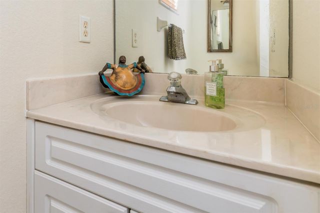 3999 JANUARY AVENUE, North Port, FL 34288
