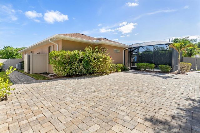 3999 JANUARY AVENUE, North Port, FL 34288