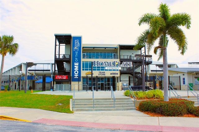 3999 JANUARY AVENUE, North Port, FL 34288
